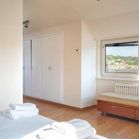 Апартаменты Flateli Penthouse Jaume I Жирона